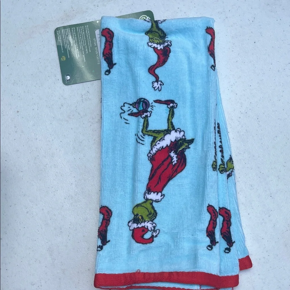 Grinch Blue and Red Hand Towels - 2 Pack